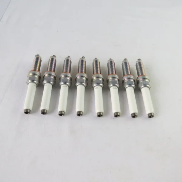 Mercedes-Benz 254 spark plug - Image 5