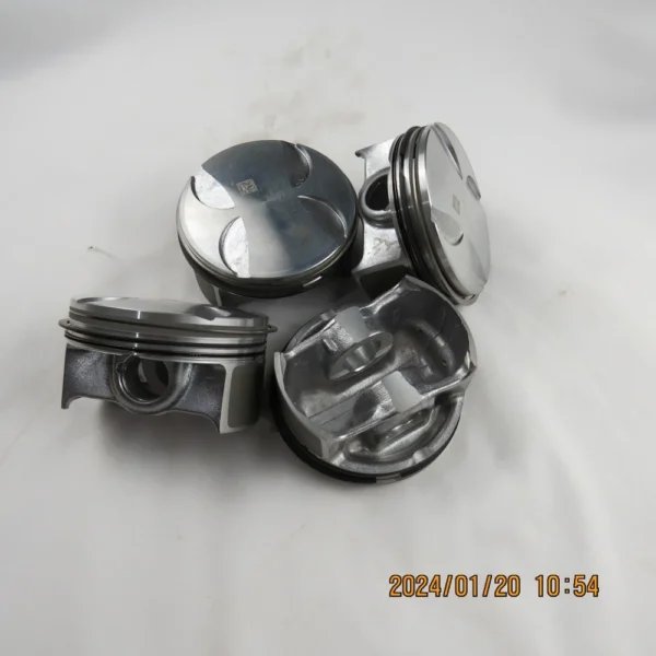 Mercedes-Benz 272 piston - Image 10